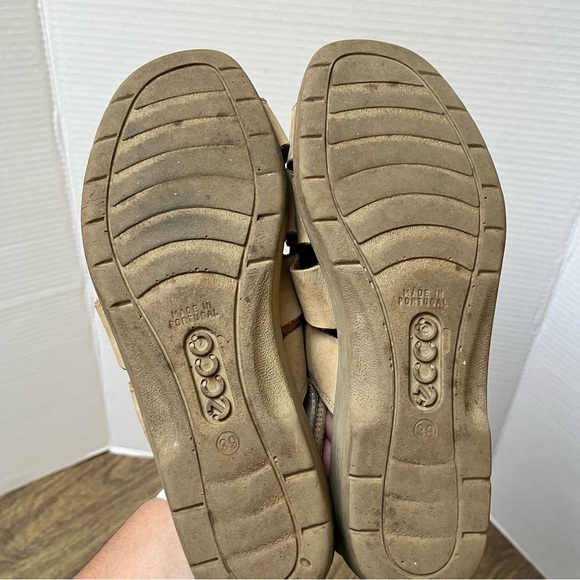 ECCO Beige Leather Wedge Sandals Size 39 - Picture 8 of 13